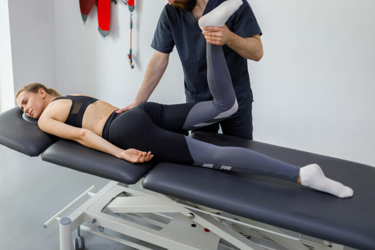 Fascial Stretch Therapy (FST) in Toronto Osteopathy Treatment